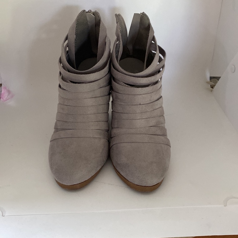 Grey Booties - Picture 2 of 4